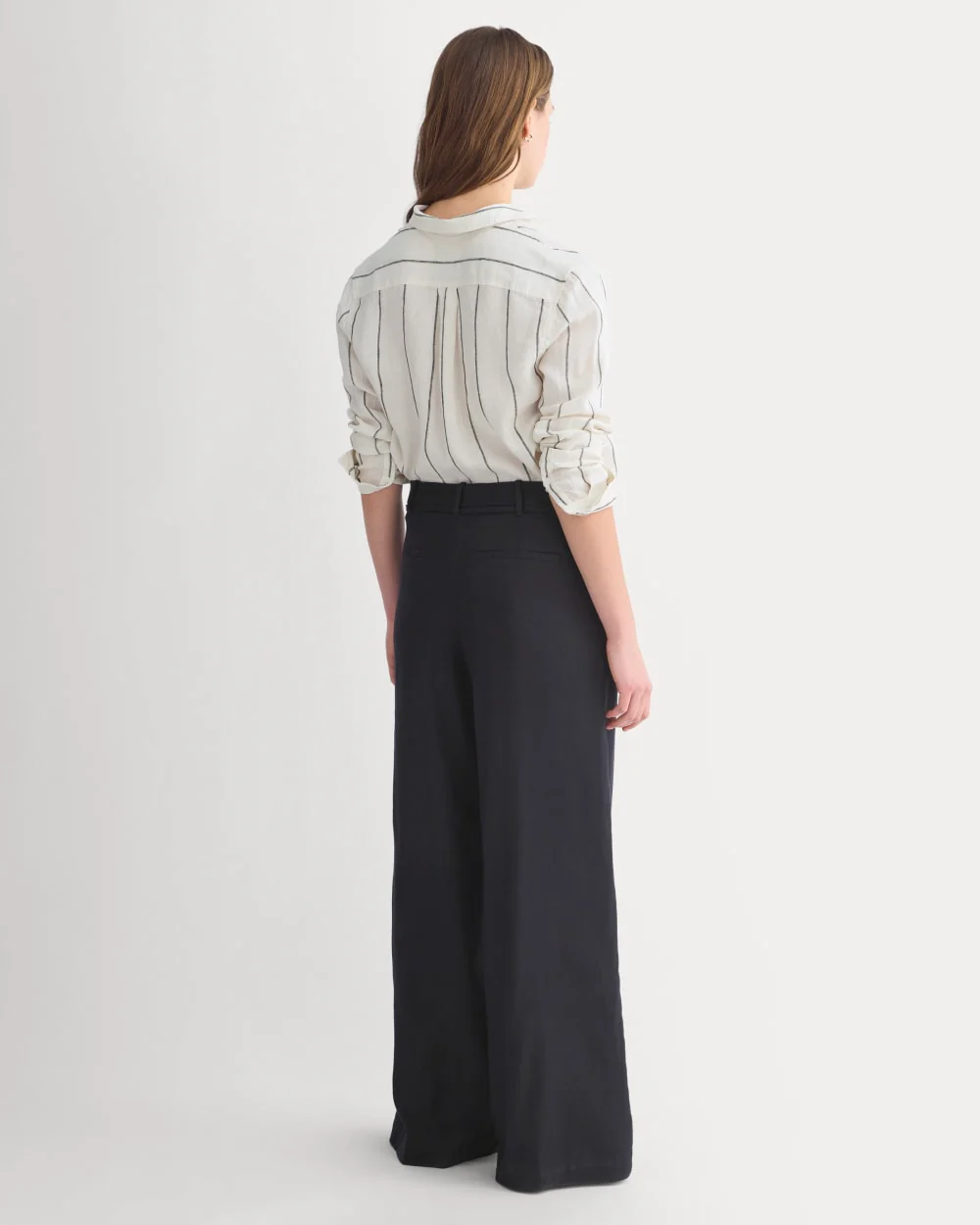 Wide-Leg Belted Pant in Stretch Linen | Black | Regular - Image 6