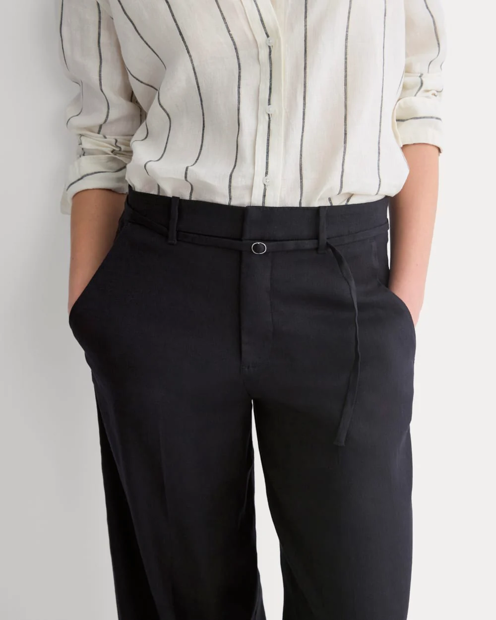 Wide-Leg Belted Pant in Stretch Linen | Black | Long - Image 4