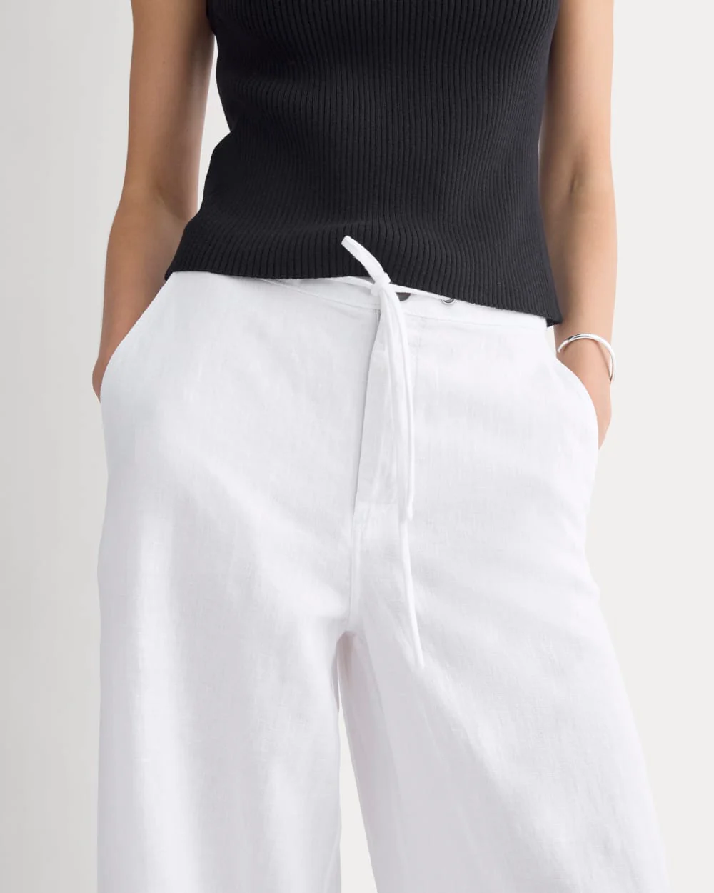 Wide-Leg Drawstring Pant in Linen | White - Image 4