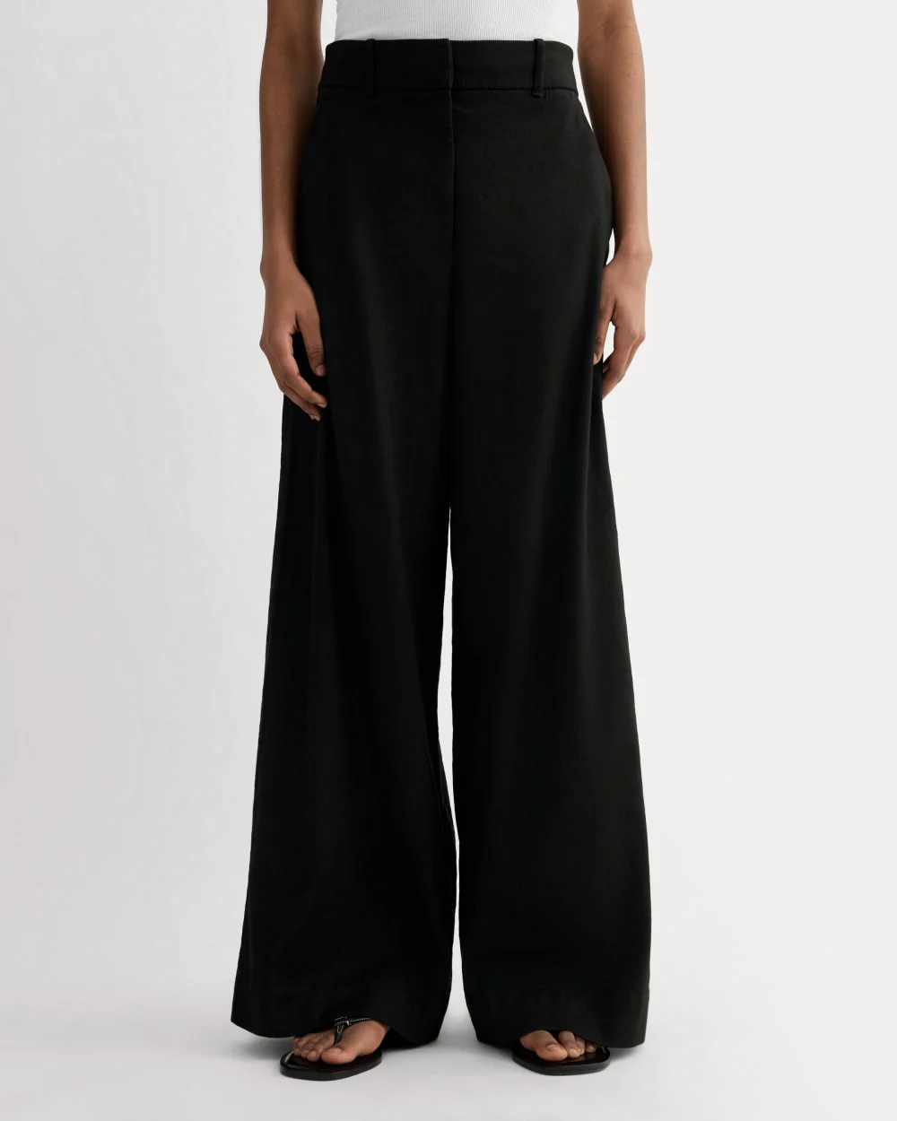 The Wide-Leg Pant in Stretch Linen | Black - Image 3