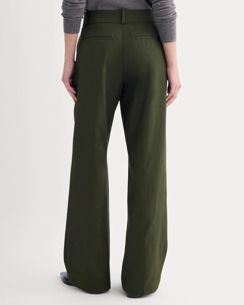Wide-Leg Trouser in Buttersmooth | Dark Green | 32" Inseam - Image 5