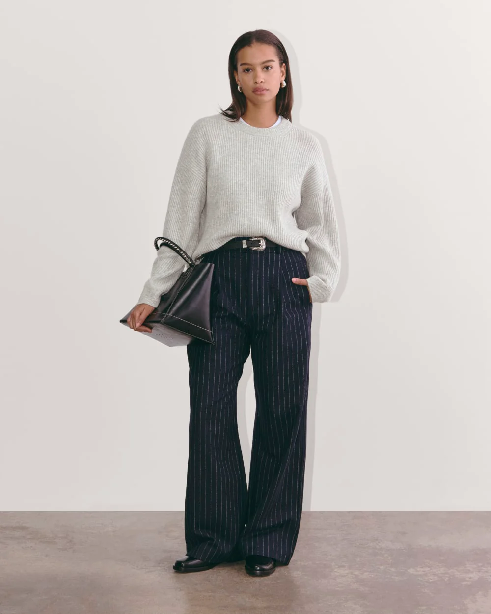 The Cocoon Crew in Wool Cashmere | Light Heather Grey - Image 3