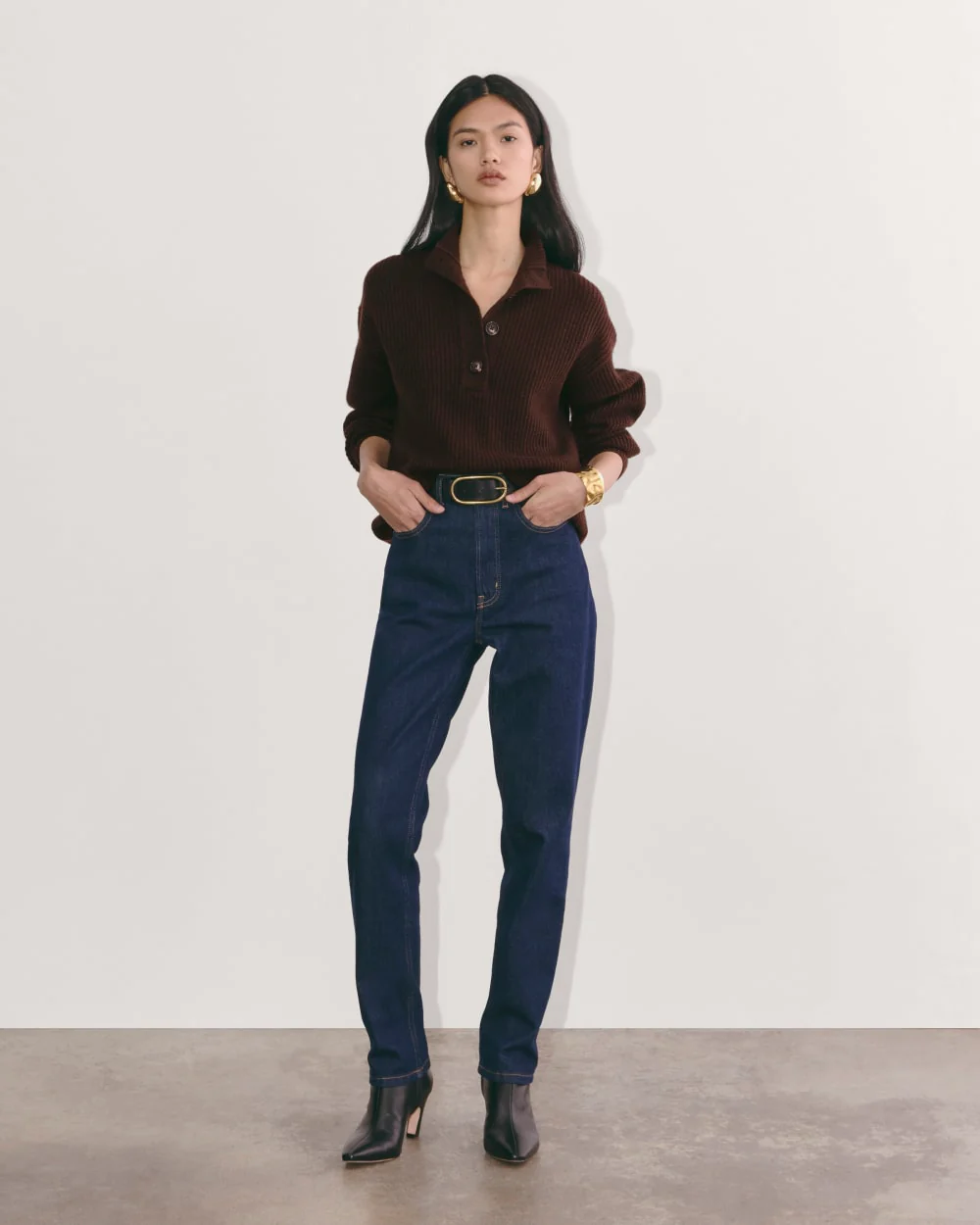 The Cocoon Henley in Wool Cashmere | Americano - Image 3