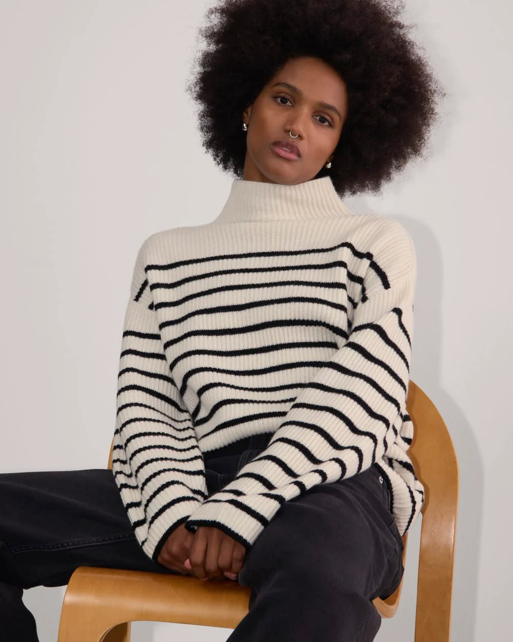 The Fisherman Turtleneck in Wool Cashmere | Bone / Black - Image 3