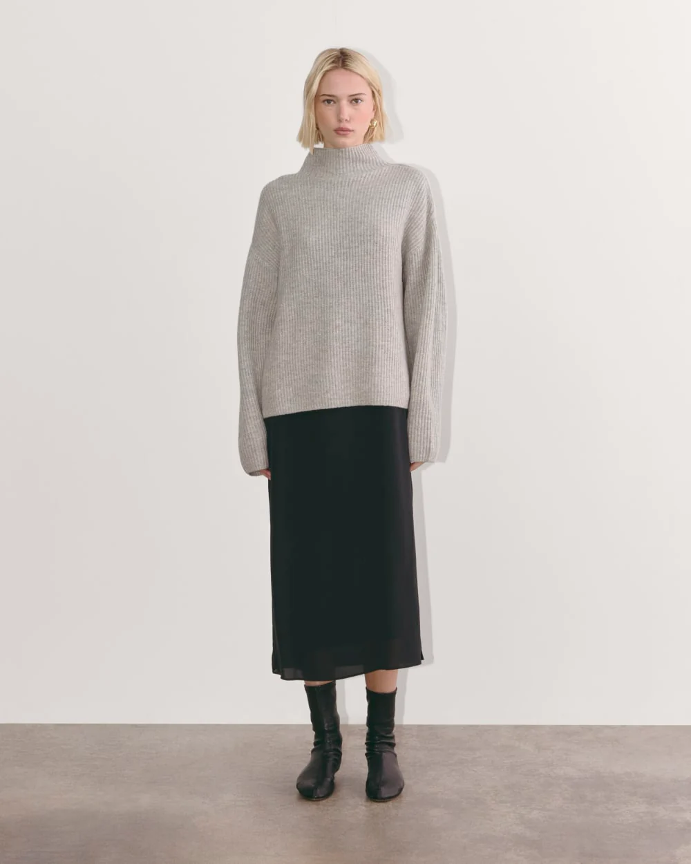 The Fisherman Turtleneck in Wool Cashmere | Light Heather Grey - Image 6